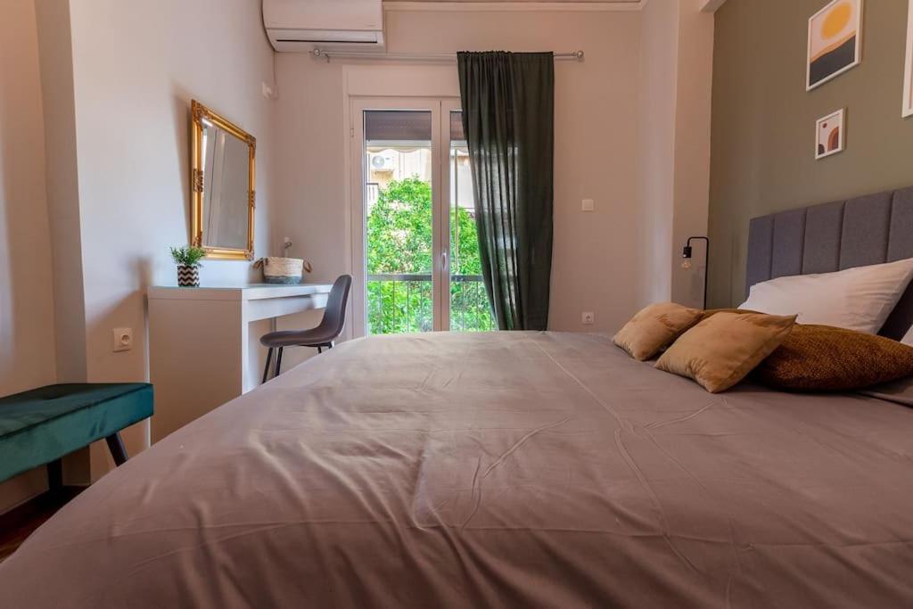 The Athenian Hideaway 2- Bedroom Apartment In Thiseio Luaran gambar